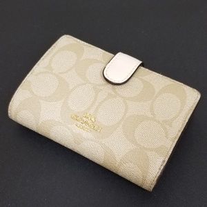 Coach wallet